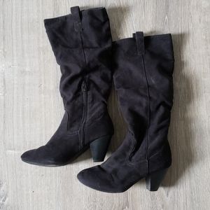 Black Shrug Boots with Heel size 8.5